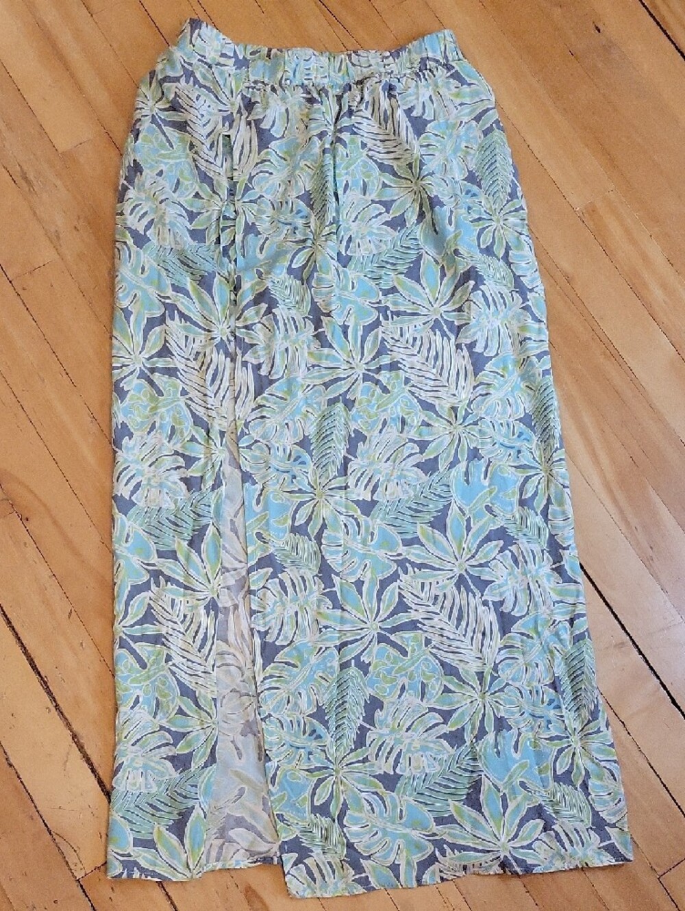 Maxi-dress Blue-Green Tropical Leaf